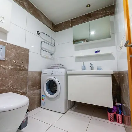 Crystal Park 2 - 4 Apartment *